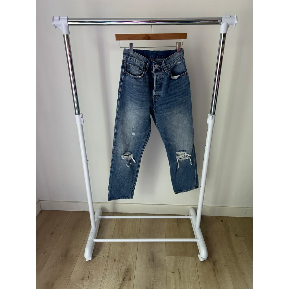 Levi's Medium Wash Distressed Jeans Size W:26 L:26